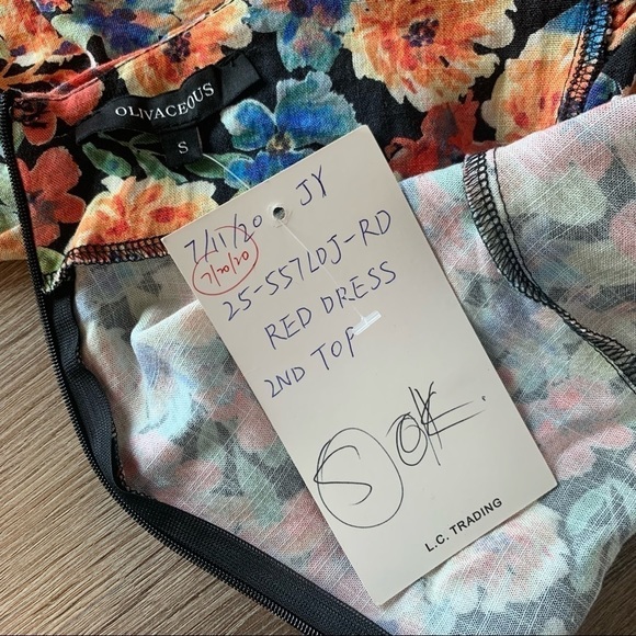 One of a kind! Olivaceous Sample Piece Floral Puff Sleeve Dress - Picture 16 of 16